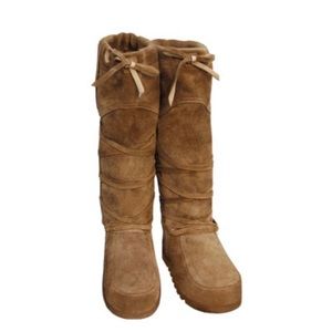 Steger Mukluk QueticoTall - Maple Women’s sz. 7R wide